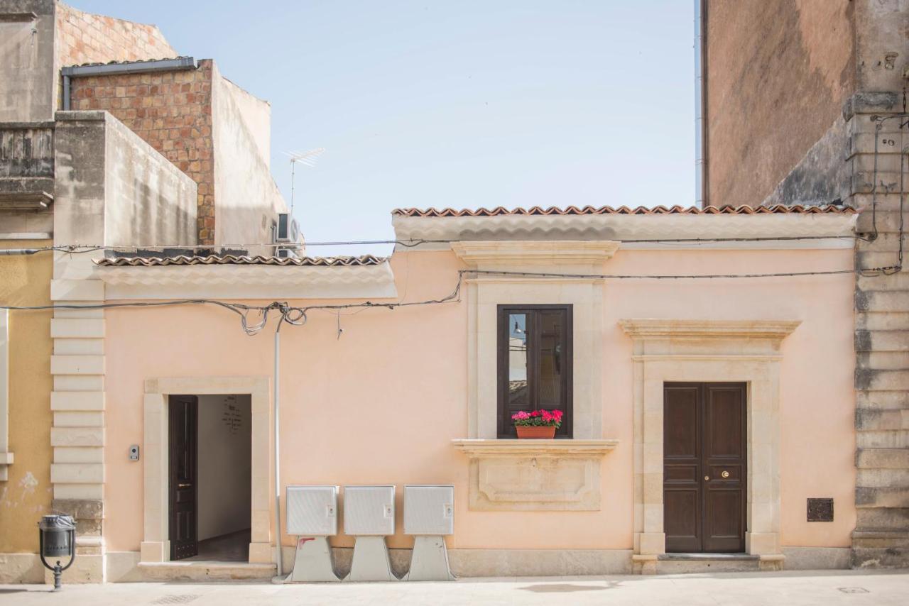 Villa L'Antico Fondaco Avola Exterior foto